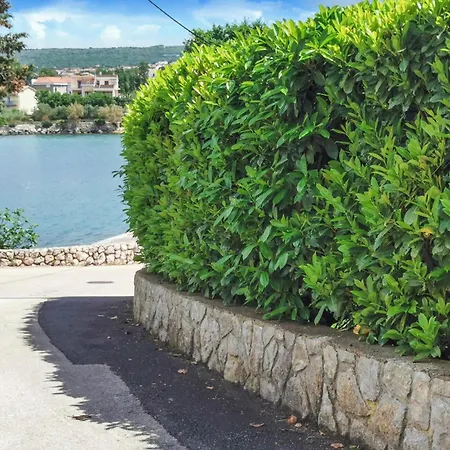 2 Bedroom In Hébergement de vacances Vantacici