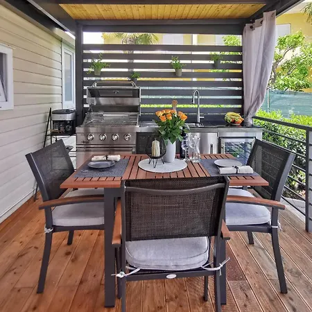 2 Bedroom Awesome In * Vantacici