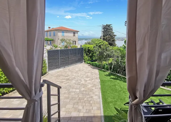 Casa vacanze 2 Bedroom Awesome In Vantacici