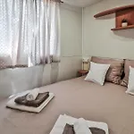 Pet Friendly In With Wifi Holiday home